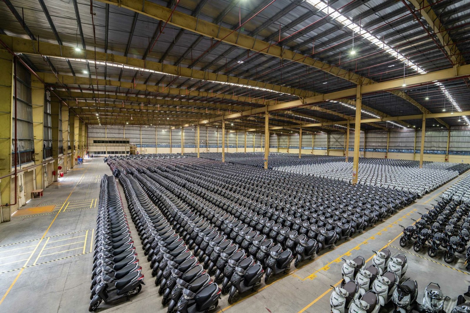 Rack storage, wide angle